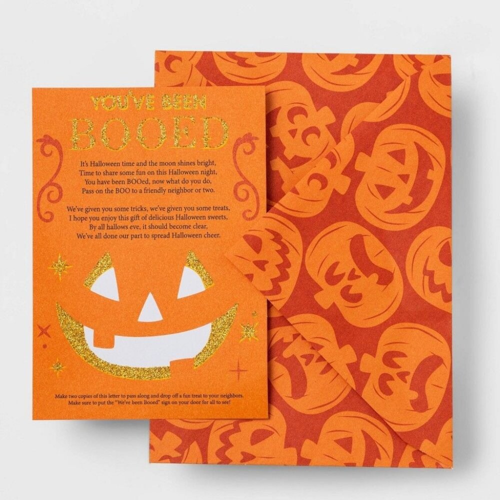Halloween "Youve Been Booed" Glow-In-The-Dark Card Set With Pumpkin Design And G